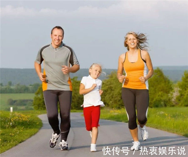 胎记|为消除胎记做7次手术,曾红遍网络的“蝙蝠侠”女孩,如今成这样