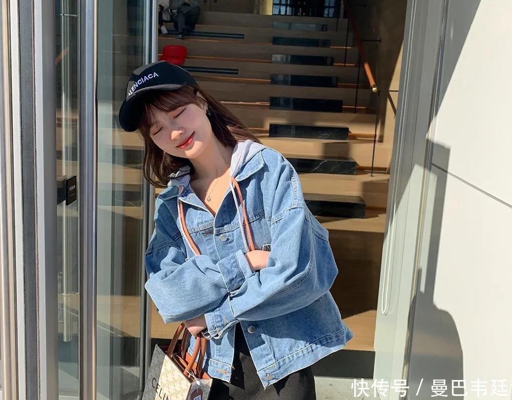 女生春季牛仔裤外套穿搭推荐