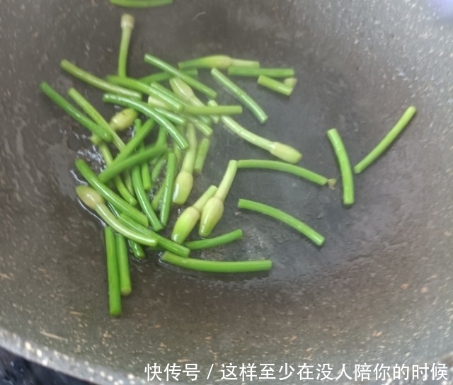 香辣干锅羊排，干香美味，香辣过瘾