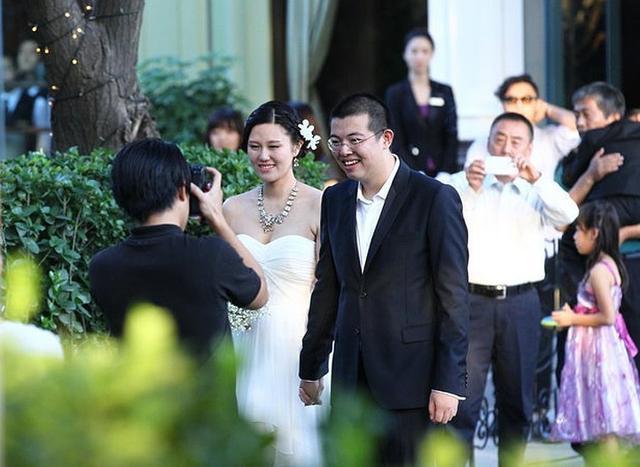 沈旭佳!王朔:人生这场戏我演砸了!王朔笑世人更笑自己,他至今孤身一人