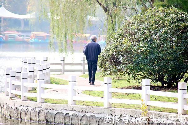 饮食|96岁院士直播时分享16字“长寿秘诀”,其饮食观念,确实值得学习