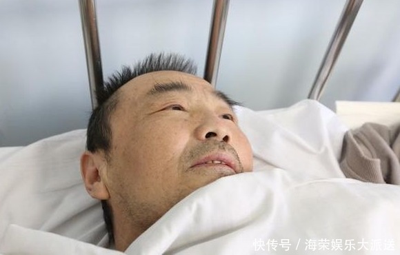 不论男女，脸上有以下4种变化，提防脑梗！三件事，为了身体健康