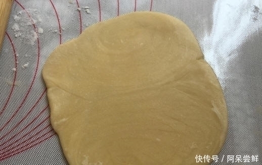 油酥|中秋月饼不用买了,教你月饼做法,一看就会,干净卫生又好吃