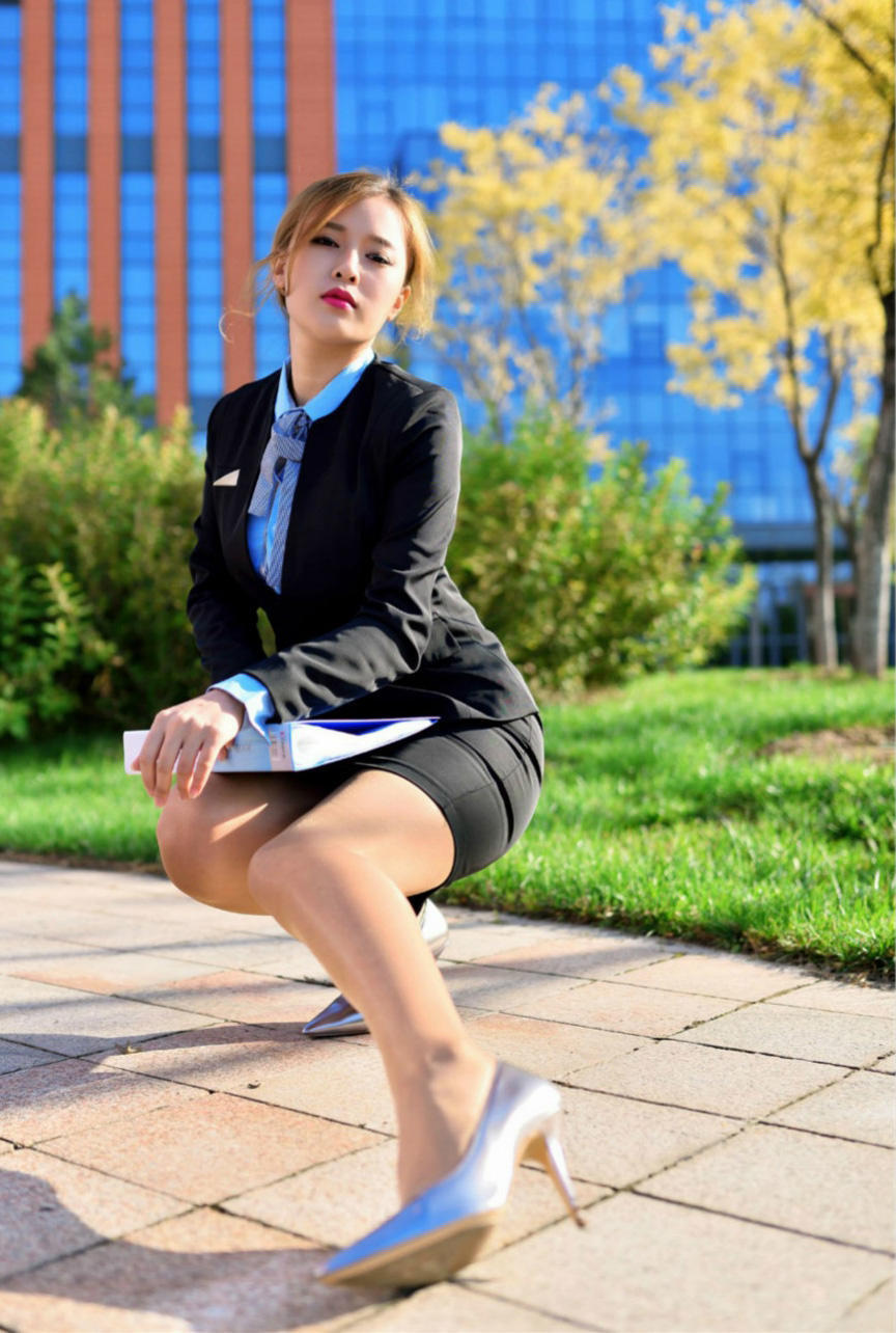 时尚|职业套装美女, 穿女白领时尚漂亮, 点燃办公室的美