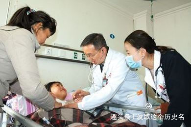 儿子|儿子看起来像女孩,父亲觉得不对劲,带他去医院检查,结果乐了