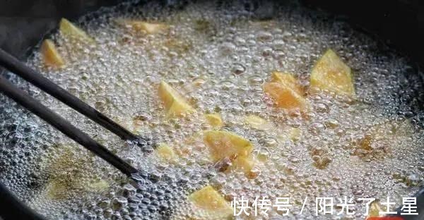 开胃|红薯这样做太惊艳了，香甜软糯又开胃，出锅盘子都被舔干净！