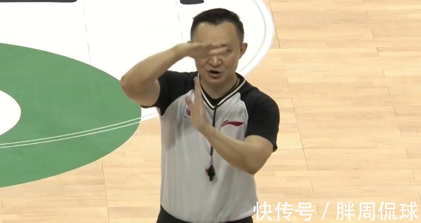 高登|严惩裁判闫军!重罚李楠史鸿飞!CBA巨星驱逐,冲突对飙险失控
