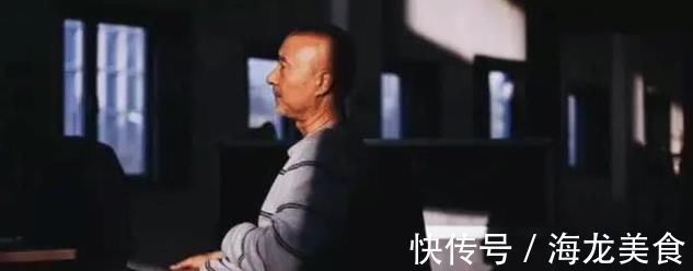 朱时茂|几乎是“一夜之间”，各个电视台和综艺都不再去追捧他了