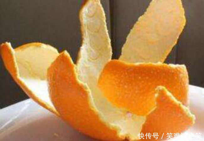 橘子皮|橘子皮加盐泡水喝,能治疗3种常见疾病,效果比吃药还管用