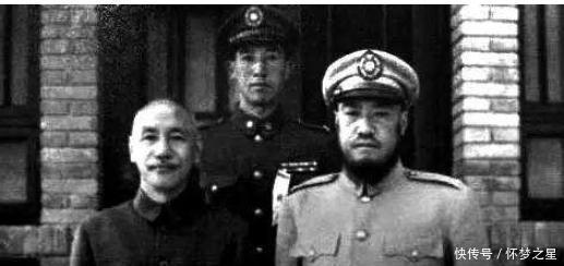 此人|此人心狠手辣,曾活埋几千红军,后雇9架飞机运送财宝,逃至国外!