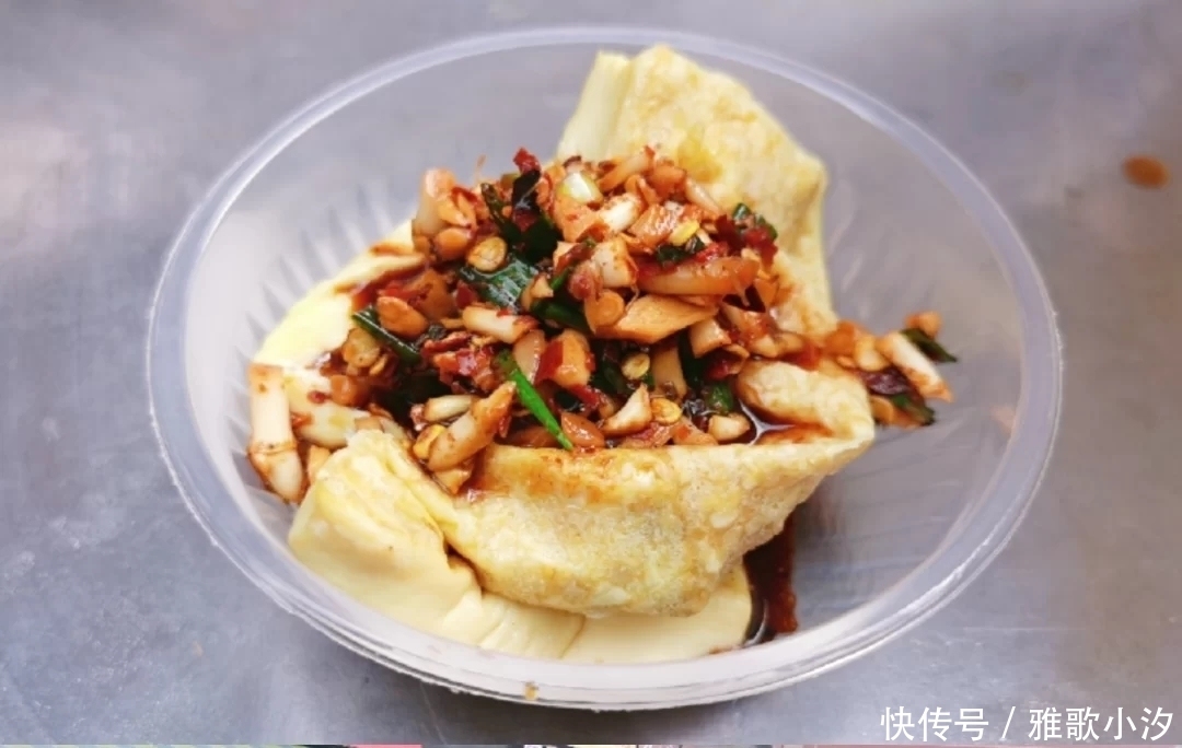 这款小吃,名字就像撒狗粮,单身狗:不急,等有对象了再来吃“”