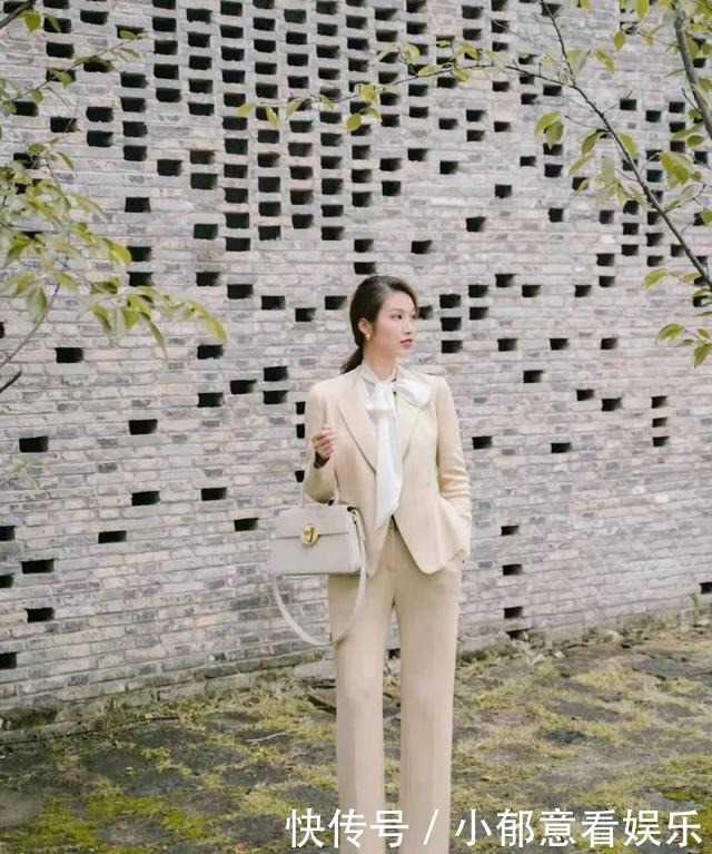 轻松|今冬显高级的穿搭,你穿西服的样子时尚极了,轻松美过整个冬天