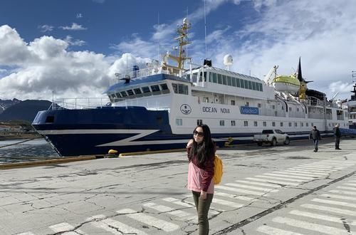 一个中国女孩的南极之旅，当看到萌萌企鹅的那一刻，好暖心