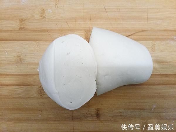 面团|蒸馒头，直接放酵母大错特错，告诉你正确做法，馒头又香又软