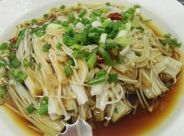 香飘满屋的几道家常菜，朋友吃得放不下筷子，香辣解馋下酒又下饭