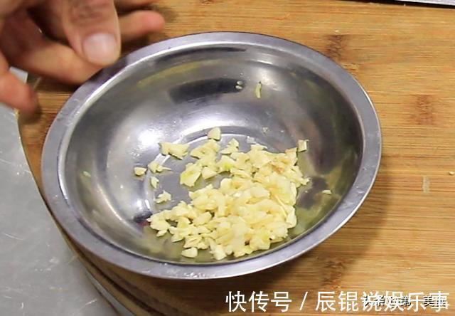 清脆|凉拌莴笋丝清脆有妙招,学会这两个小窍门,口感清脆,营养又开胃