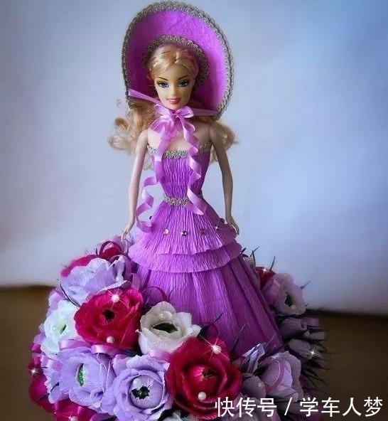 芭比娃娃|玩腻了、玩坏了的芭比娃娃,被妈妈这样改造,孩子瞬间乐疯了!