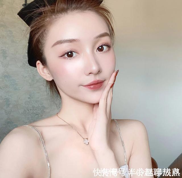 洁面 皮肤粗糙暗沉注意睡前的四个护肤小技巧，皮肤越变越好