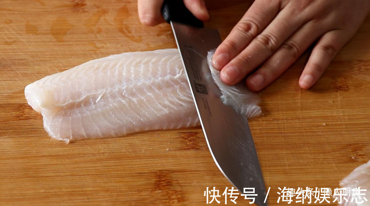 柠檬鱼片|酸菜鱼吃腻了,教你柠檬鱼片的做法,鱼肉爽滑,酸辣清香解油腻