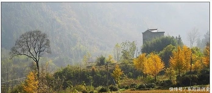 《山乡秋色》文/高粱秋