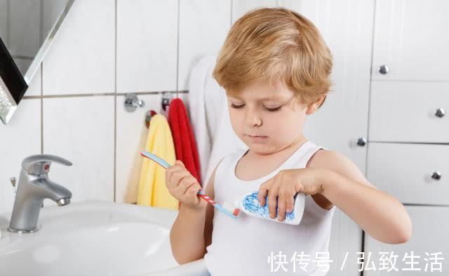 宝妈|想要宝宝牙齿洁白,这3点家长要做好,帮娃告别“小黑牙”