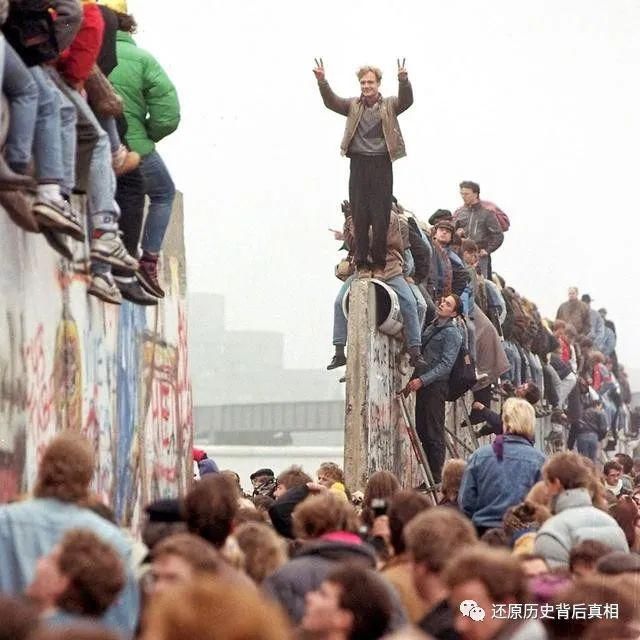 东德发展|东德现状：人口大量外流，经济难以恢复，始终无法融入德国