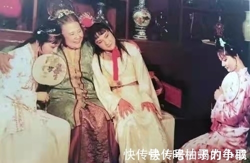 黛玉$贾政点评黛玉、李纨、宝钗三人住处,寥寥数语,高下立判