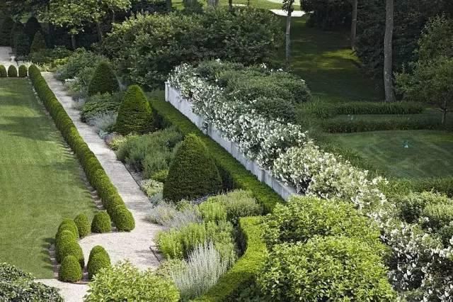 惬意|60款豪宅花园设计,自然安静的生活就该如此惬意