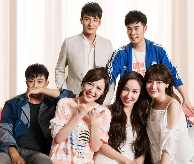 李佳航|同是《爱情公寓》的主角,陈赫、李佳航红得发紫,而她却沦为网红