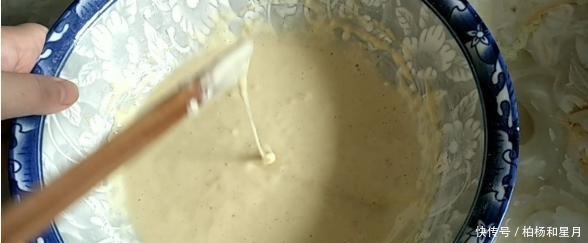 妈妈用了30年的单饼配方,柔软筋道,凉了不硬,配上炸豆角,香