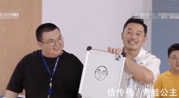 杨颖|下期《跑男9》收官,蔡徐坤兄弟当飞行嘉宾,光看预告就已等不及