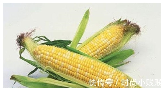 玉米|别只用清水煮玉米了，多加两步，玉米开锅后又甜又香又糯