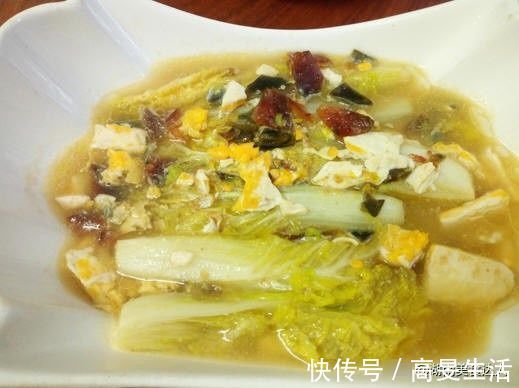 红烧肉|朋友来家做客，6菜1汤招待，有荤有素营养均衡，网友太寒酸