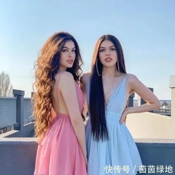 杠铃|德国双胞胎美女酷爱健身，大长腿加翘臀，姐妹同台吸粉无数