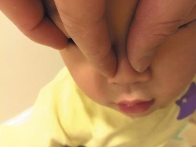 佝偻病|新生儿最怕别人对他做这6个动作,宝宝不会说话,但妈妈要知道!