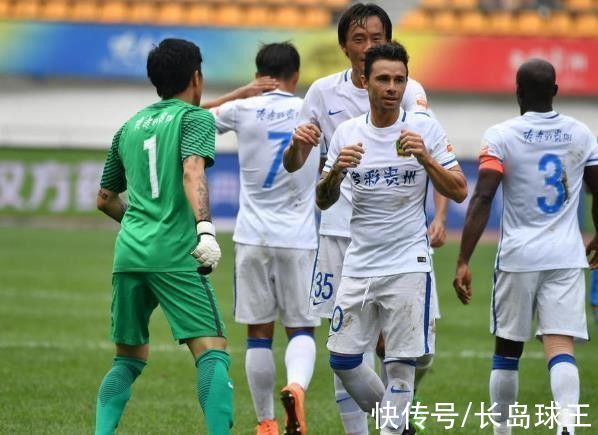 中国足球|告别中国足球就起飞！外援回国后焕发第二春，40岁登顶西乙射手榜