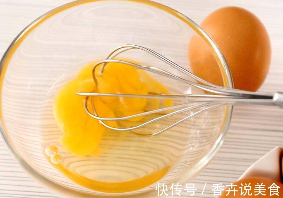 制作美味的酸奶蛋糕，如奶酪般丝滑，松软美味入口即化