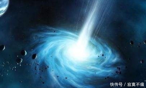 神秘的 宇宙三大洞穴：黑洞、白洞、空洞，宇宙中最神秘的存在！