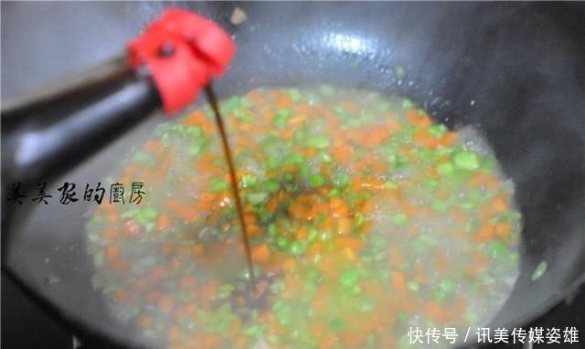 儿子早餐最爱它,1周5次都吃不厌,烫一烫卷一卷,做法好简单