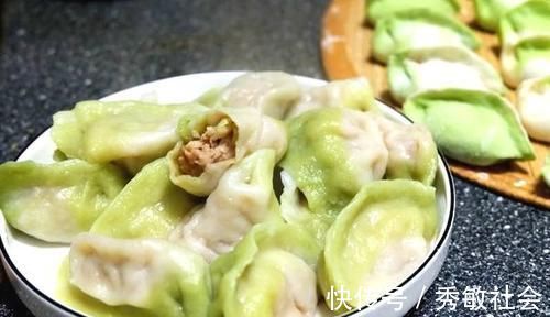 白菜饺子,有人焯水有人直接包,其实都不对,这才是正确做法