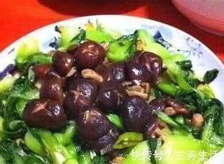 食物|聪明人喜欢吃3种食物，美容养颜、皮肤白嫩，早吃早受益！