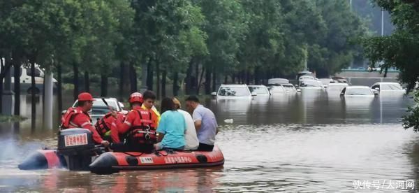 群众|信阳这两支救援队已在郑州、新乡救援2000多名受困群众