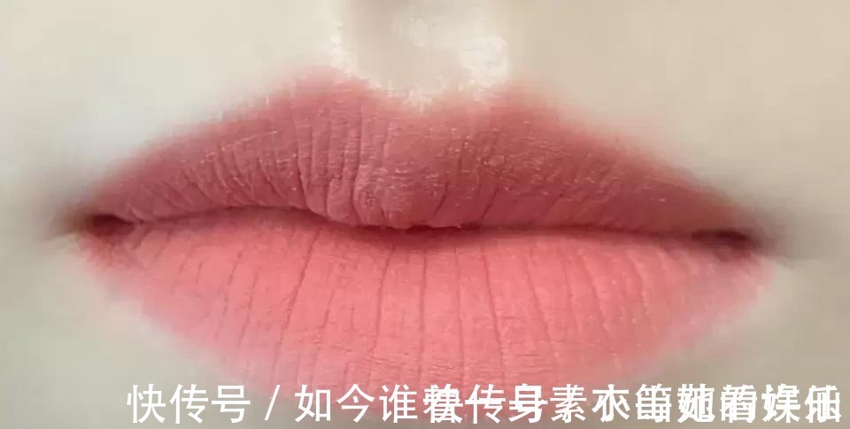 你想要的雾面哑光妆效,一支唇泥就能帮你实现