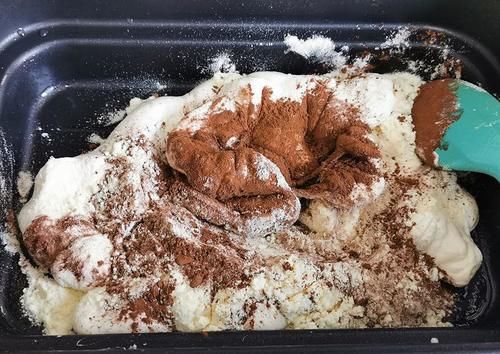  好吃|牛轧糖这样做真好吃，一口一块停不下来，做法简单易学，适合学手