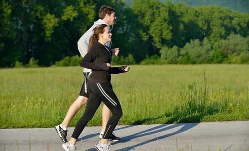 慢跑|如何正确慢跑?坚持正确慢跑,改善身体健康状态