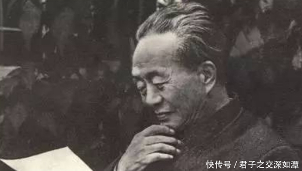 艾青|为了追自己的学生,艾青不惜下跪、跳湖、同原配离婚,结果如何?