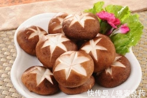 香菇|香菇和它是天生的“敌人”,不能同时食用,有几类人更不能食用