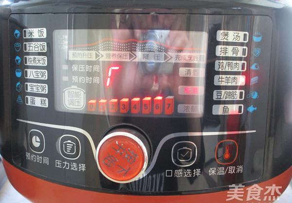 爷爷传下来的酱牛肉秘方,牛肉香嫩有嚼劲,做法简单只需3步!