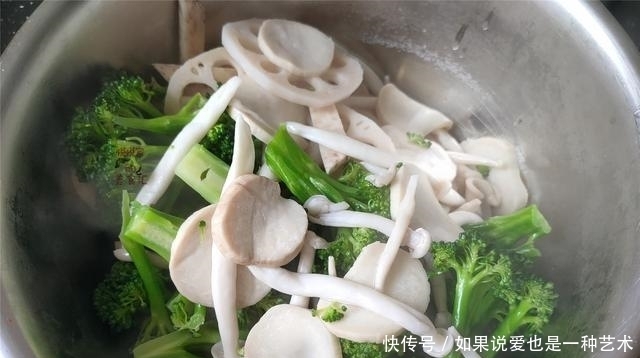 长假过后,宁不吃肉也要多给家人做这菜,热量低营养足,爽口解腻