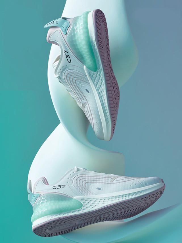 qu|五双国产“性价比王者”跑鞋推荐 !现在200块钱就能入手!